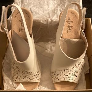 Clarks Wedge sandals size 7.5